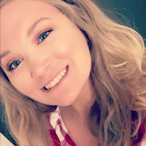 Meet your Posher, Brittney